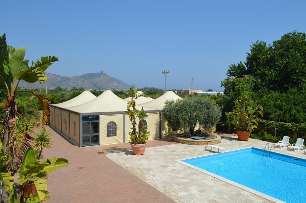 Hotel Delle Palme Falcone Buitenkant foto