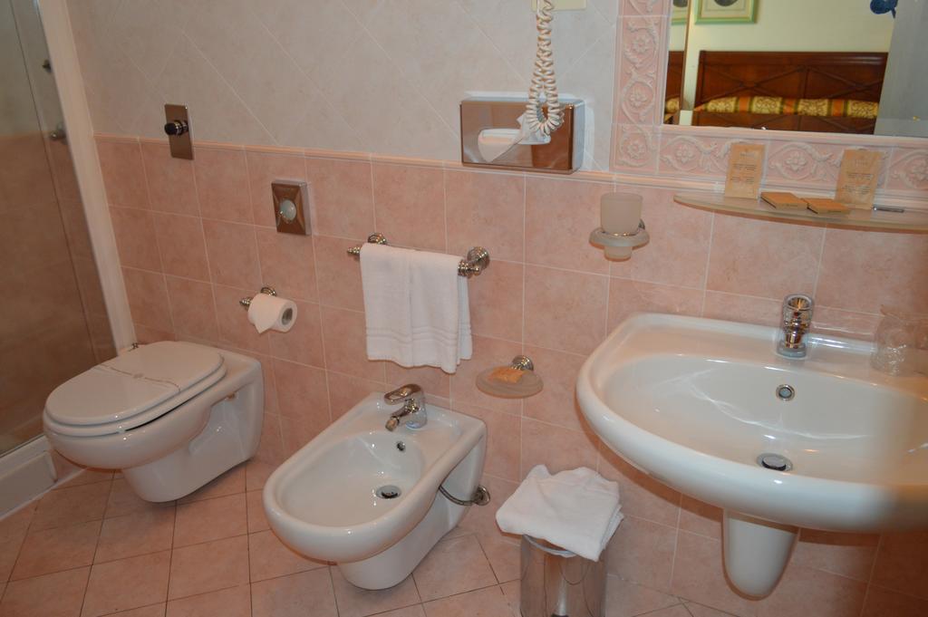 Hotel Delle Palme Falcone Kamer foto
